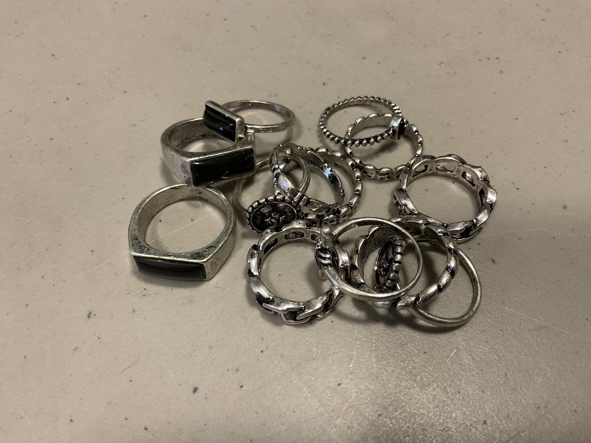 Rings #R7