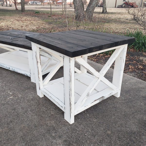 Coffee Table & Side Table Set NOT AVAILABLE FOR SHIPPING Located in Farmersville, TX