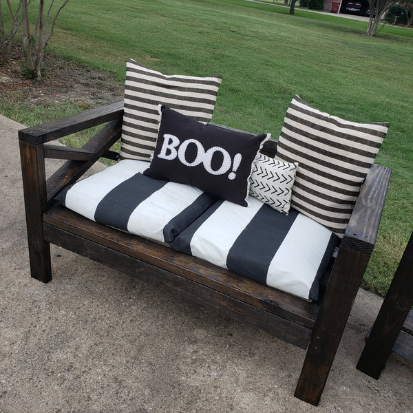 Custom Patio Set NOT AVAILABLE FOR SHIPPING Located in Farmersville, TX