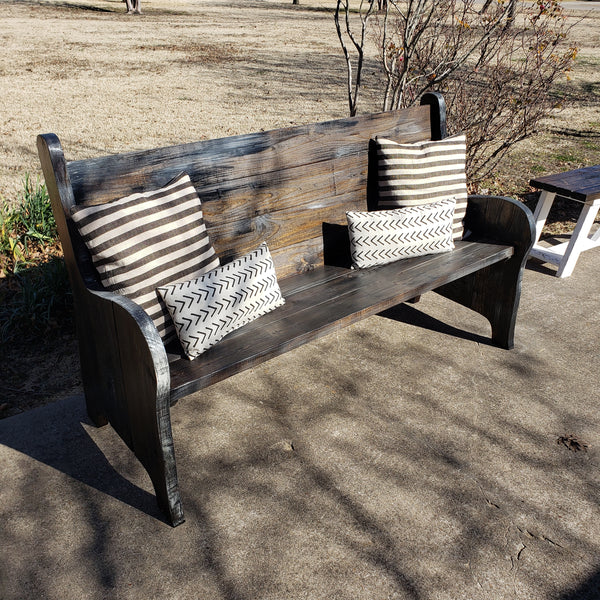Church Pew NOT AVAILABLE FOR SHIPPING Located in Farmersville, Tx