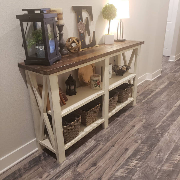 Custom Built Entry Table NOT AVAILABLE FOR SHIPPING Located in Farmersville, TX
