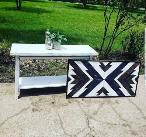 Entry Table #3458 NOT AVAILABLE FOR SHIPPING Located in Farmersville, TX