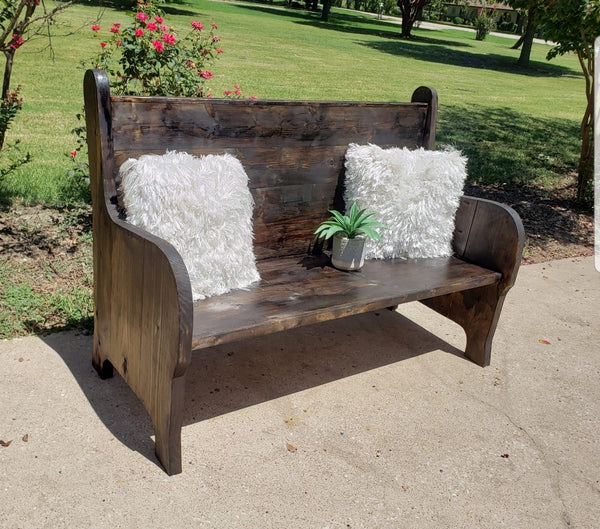 Church Pew NOT AVAILABLE FOR SHIPPING Located in Farmersville, Tx