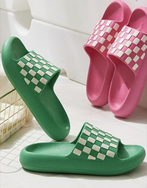 Checkered slides #S172
