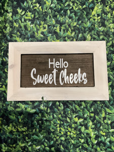 ETW31 Hello Sweet Cheeks