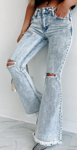 Light washed distressed flares #j104